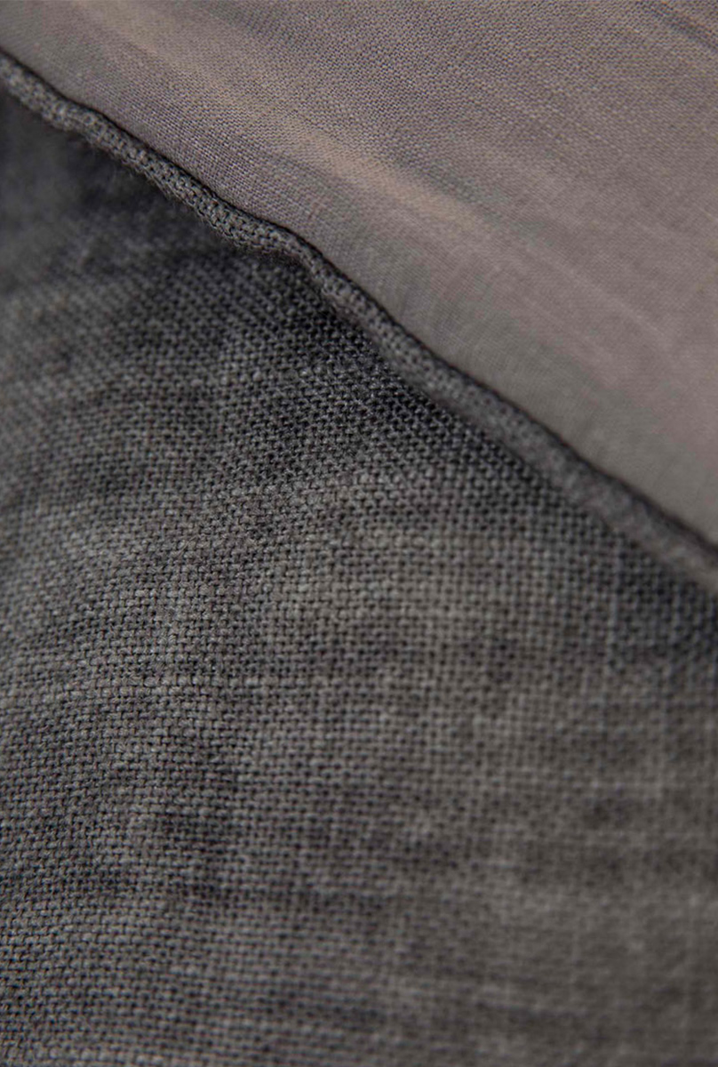 bedspread morris graphite mrsme detail 1920 x1200 2